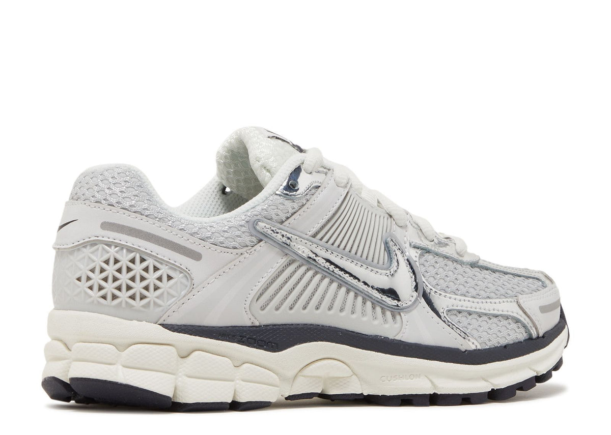 Nike Air Zoom Vomero 5 'Photon Dust Metallic Silver