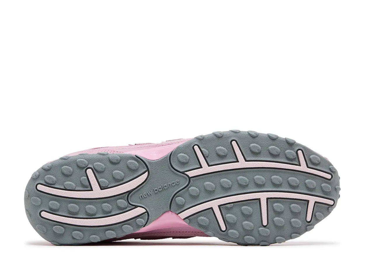 New Balance 204L "Pastel Pack Pink"