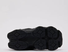 Load image into Gallery viewer, New Balance 9060 &#39;Triple Black&#39; TD/PS
