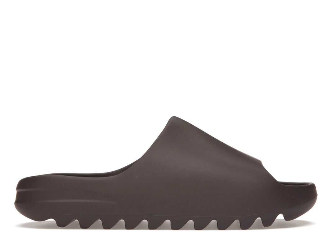 Yeezy Slide 'Soot'