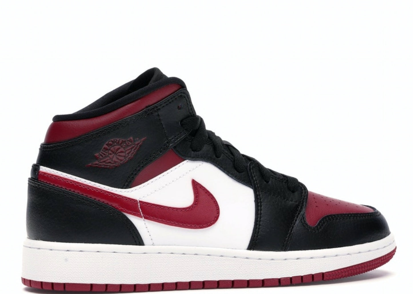 Air Jordan 1 Mid 'Bred Toe’