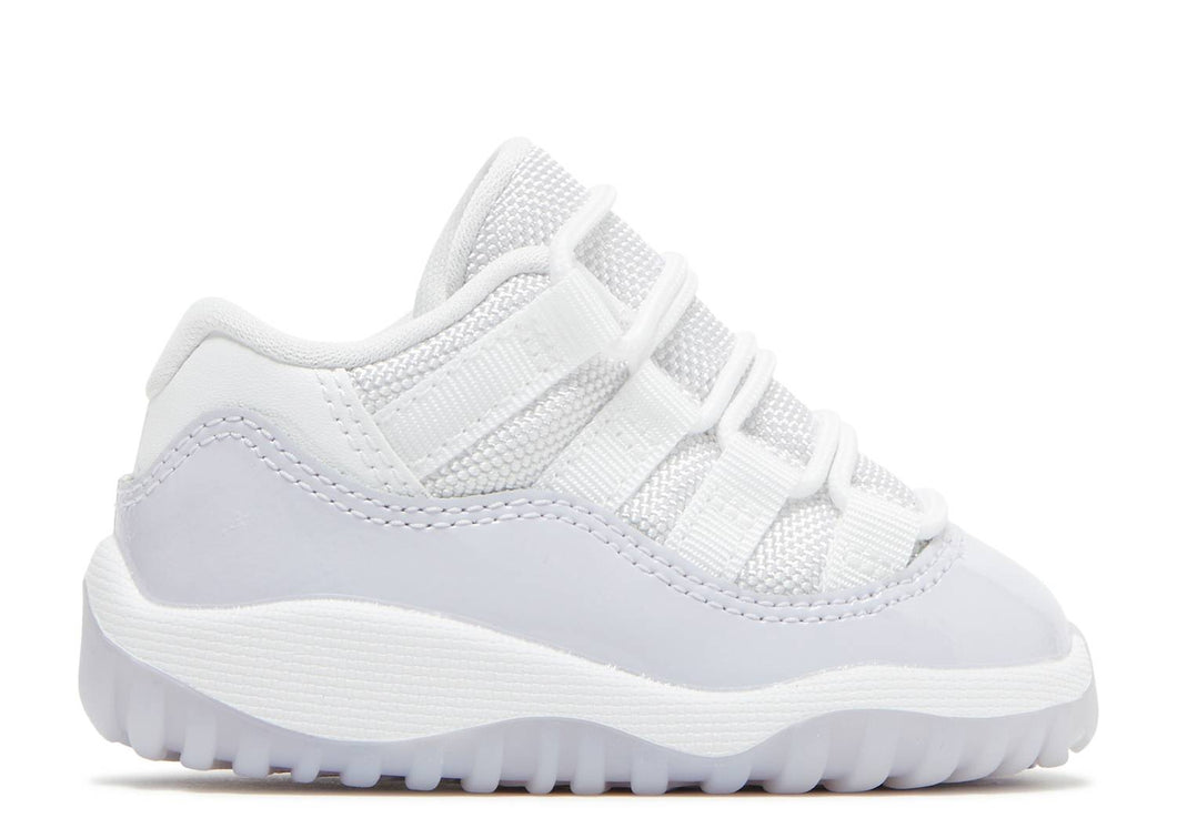 Jordan 11 low purple on sale