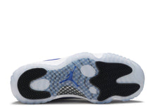 Load image into Gallery viewer, Air Jordan 11 Retro Low &quot;White Concord&#39; (W)
