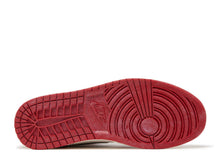 Load image into Gallery viewer, Air Jordan 1 Retro High OG &#39;Chicago Lost &amp; Found&#39;
